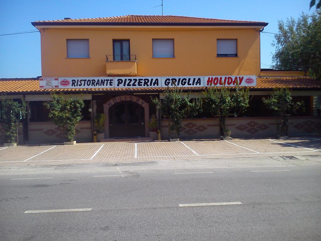 Casa Vacanza Holiday Villa Pieris Exterior foto